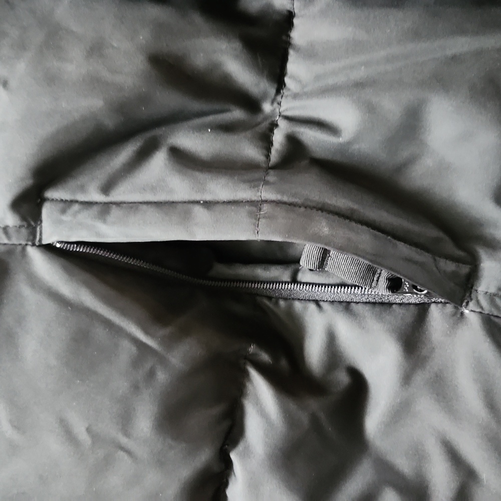 Gap Ski Jacket - Picture 4 of 4